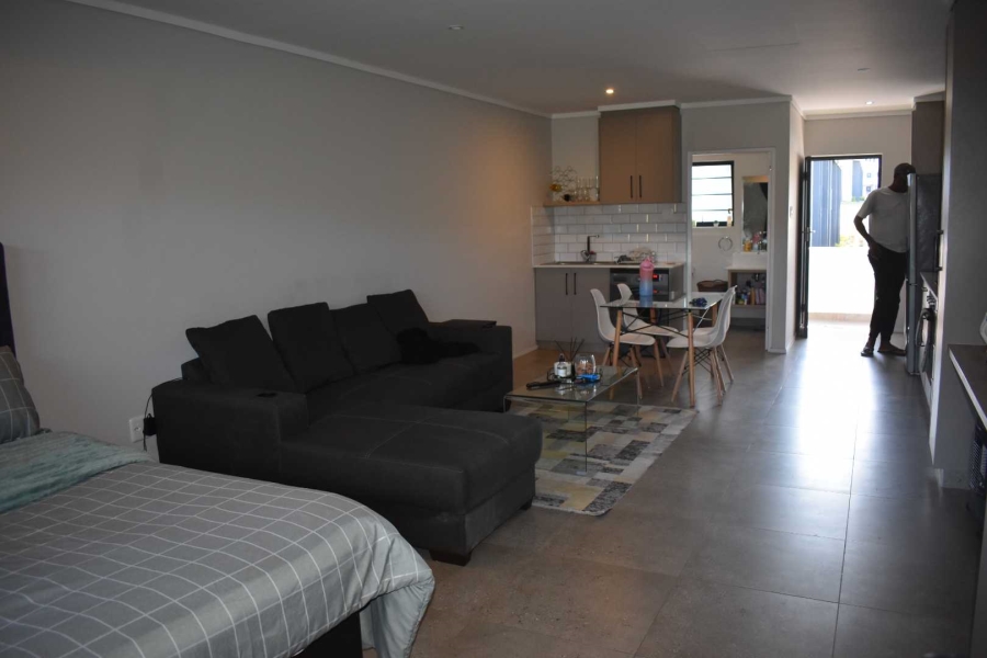 1 Bedroom Property for Sale in Nahoon Valley Park Eastern Cape